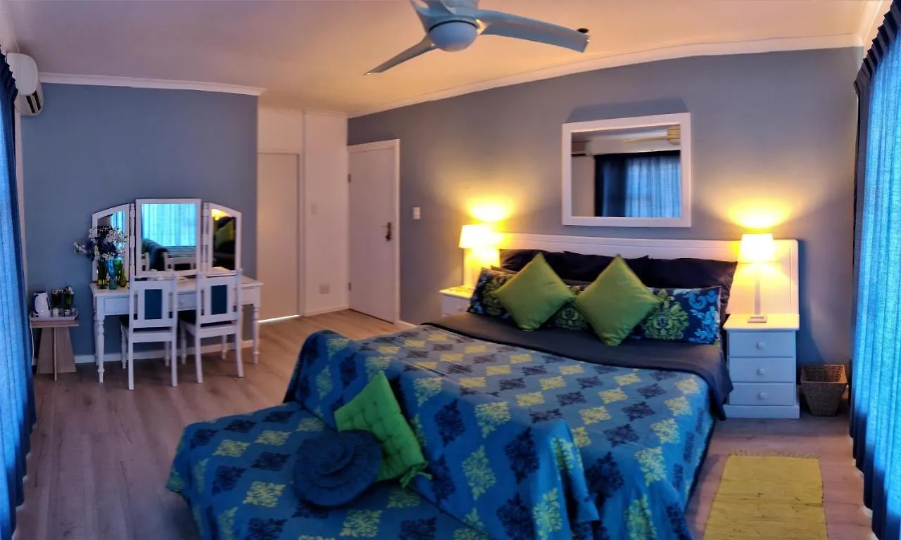 Hotel Penguinden Simonʼs Town 4*,